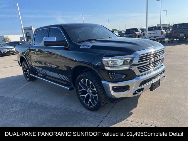 2019 RAM 1500 Laramie Crew Cab 4x4 57 Box 2019 RAM 1500 Laramie Crew Cab 4x4 57 Box