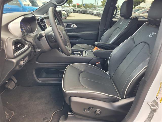 2026 Chrysler Pacifica PACIFICA LIMITED 2026 Chrysler Pacifica PACIFICA LIMITED