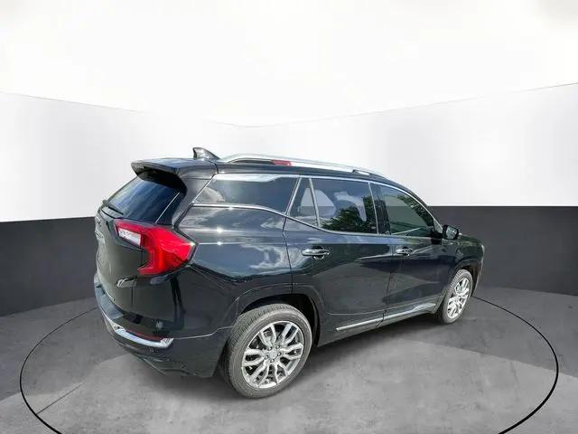2023 GMC Terrain AWD Denali
