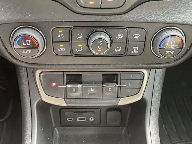 2023 GMC Terrain AWD Denali