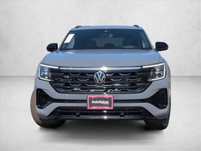 2026 Volkswagen Atlas Cross Sport SEL R-Line Black