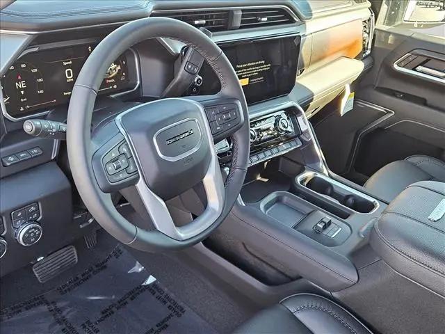 2026 GMC Sierra 2500HD Crew Cab, Standard Bed, Denali, 4WD