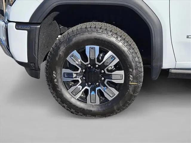 2026 GMC Sierra 2500HD Crew Cab, Standard Bed, Denali, 4WD