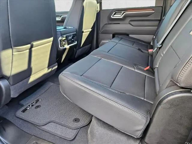 2026 GMC Sierra 2500HD Crew Cab, Standard Bed, Denali, 4WD