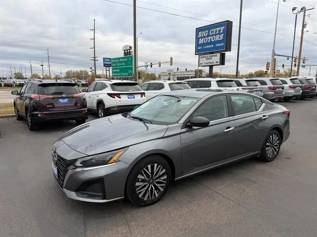 2024 Nissan Altima SV FWD for sale in Sioux Falls, SD