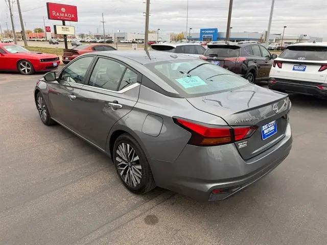 2024 Nissan Altima SV FWD