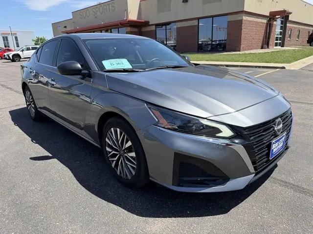 2024 Nissan Altima SV FWD for sale in Sioux Falls, SD