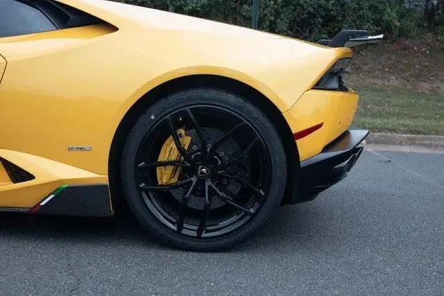 2015 Lamborghini Huracan LP610-4