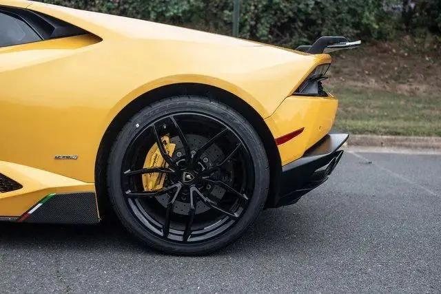 2015 Lamborghini Huracan LP610-4