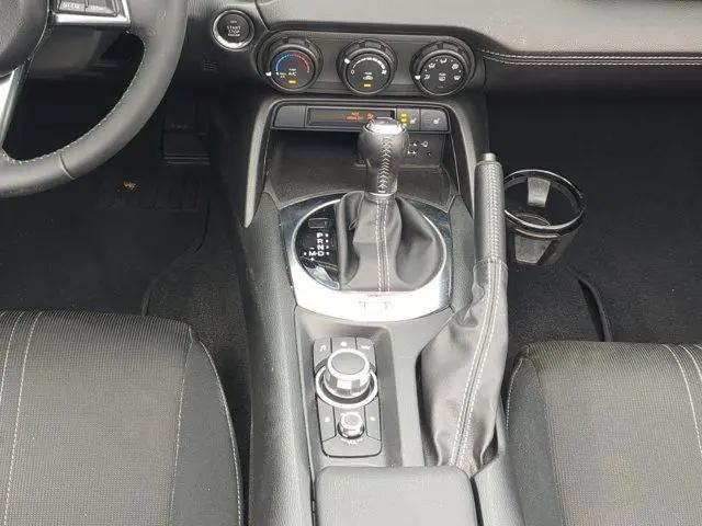 2021 Mazda MX-5 Club