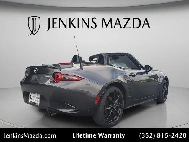 2021 Mazda MX-5 Club