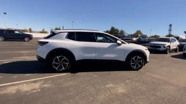 2026 Chevrolet Equinox LT 2