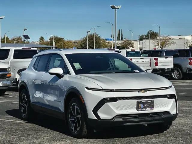 2026 Chevrolet Equinox LT 2
