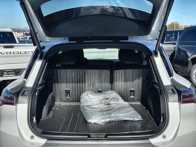 2026 Chevrolet Equinox LT 2