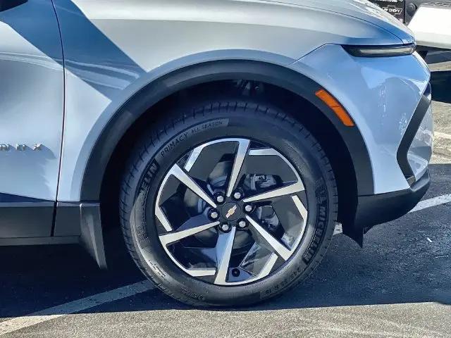 2026 Chevrolet Equinox LT 2