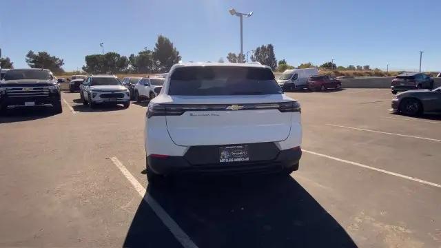 2026 Chevrolet Equinox LT 2