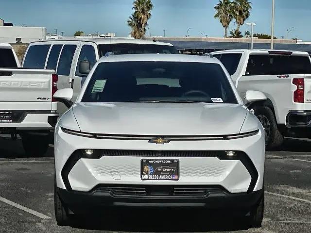 2026 Chevrolet Equinox LT 2