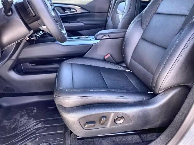 2026 Chevrolet Equinox LT 2