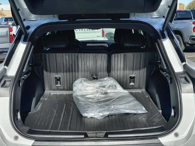 2026 Chevrolet Equinox LT 2