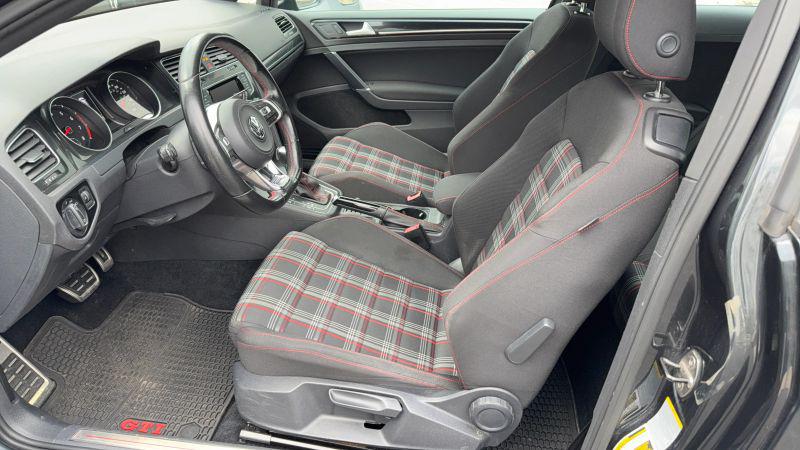 2015 Volkswagen Golf GTI 2.0T S 2-Door