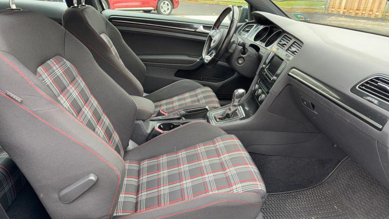 2015 Volkswagen Golf GTI 2.0T S 2-Door