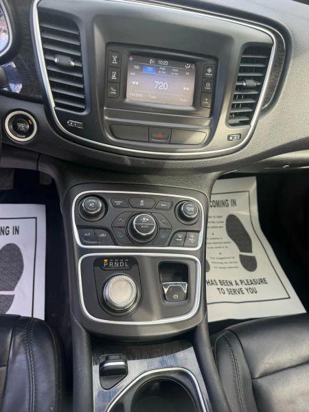 2015 Chrysler 200 C