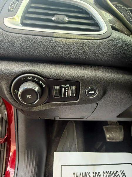 2015 Chrysler 200 C