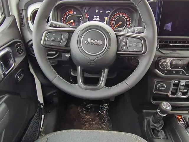 2025 Jeep Wrangler 4-Door Summit 4x4