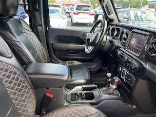 2022 Jeep Gladiator Sport