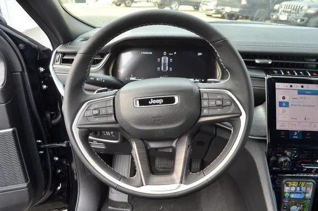2025 Jeep Grand Cherokee Limited 4x4
