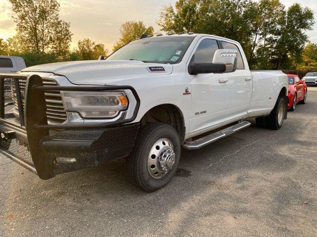2024 RAM 3500 Laramie Crew Cab 4x4 8 Box 2024 RAM 3500 Laramie Crew Cab 4x4 8 Box