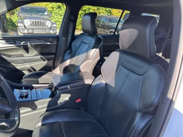 2023 Jeep Grand Cherokee L Overland 4x4