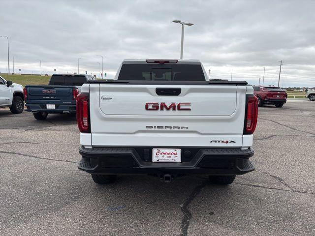 2023 GMC Sierra 1500 4WD Crew Cab Short Box AT4X