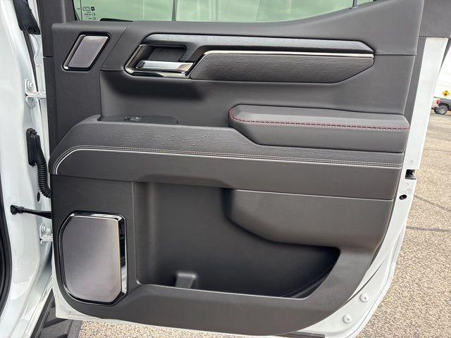 2023 GMC Sierra 1500 4WD Crew Cab Short Box AT4X