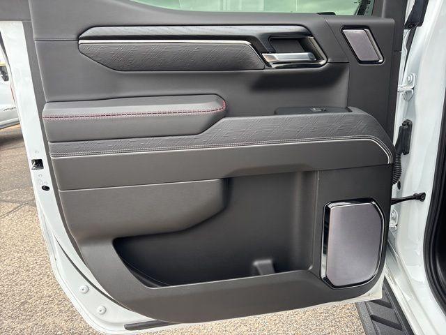 2023 GMC Sierra 1500 4WD Crew Cab Short Box AT4X