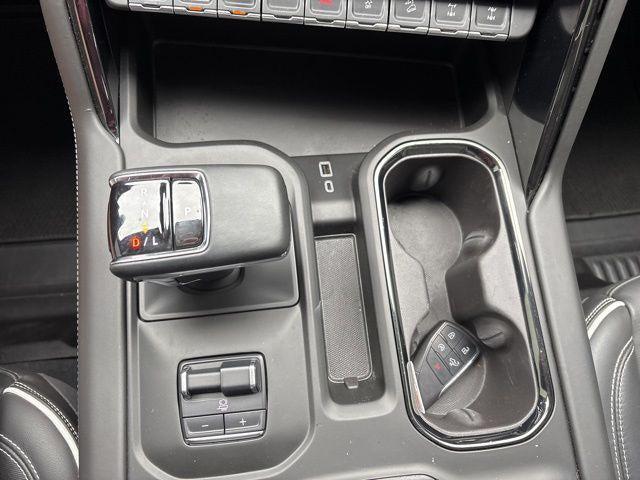 2023 GMC Sierra 1500 4WD Crew Cab Short Box AT4X