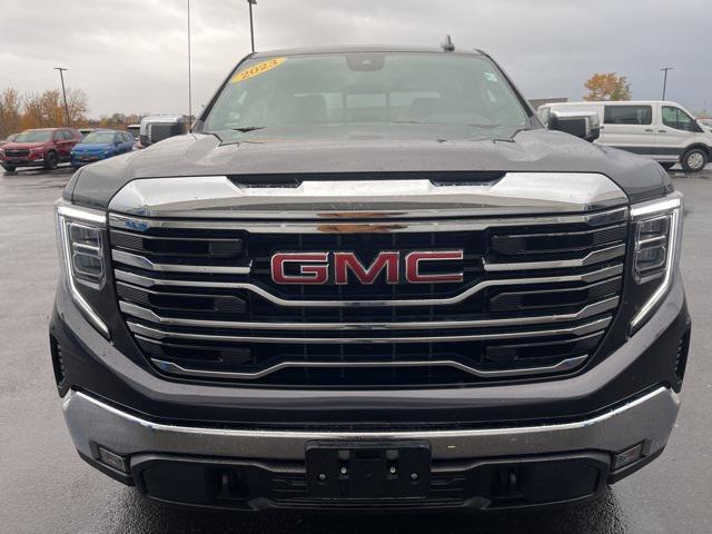 2023 GMC Sierra 1500 4WD Crew Cab Short Box SLT