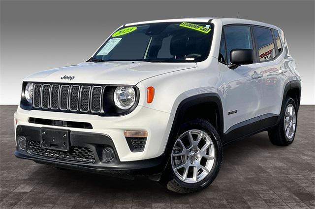 2023 Jeep Renegade Latitude 4x4 2023 Jeep Renegade Latitude 4x4