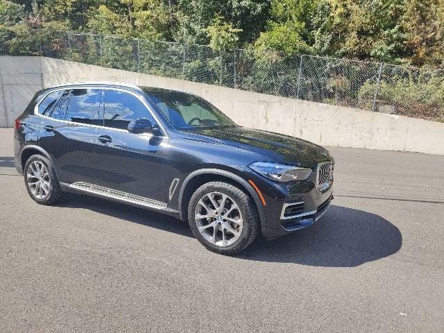 2022 BMW X5 xDrive40i 2022 BMW X5 xDrive40i