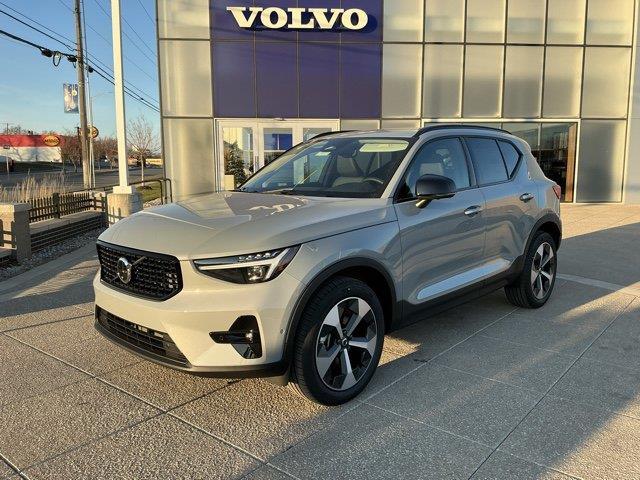 2026 Volvo XC40 B5 Plus for sale in Overland Park, KS