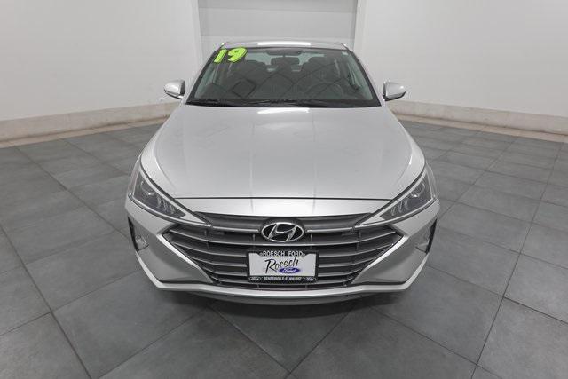 2019 Hyundai Elantra SE 2019 Hyundai Elantra SE