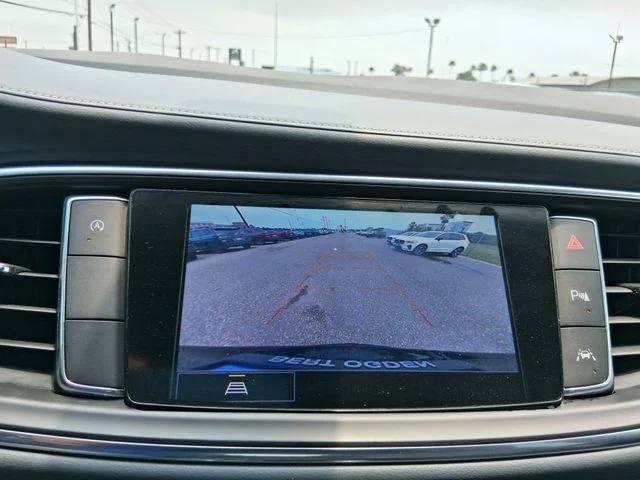 2024 Buick Enclave Essence FWD