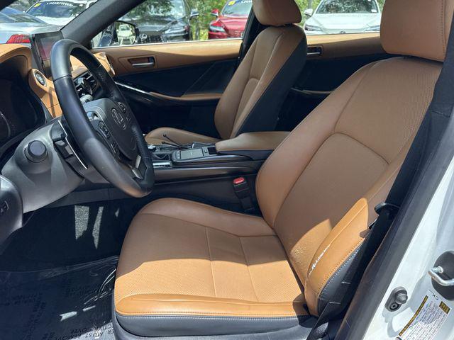 2024 Lexus IS 300 300