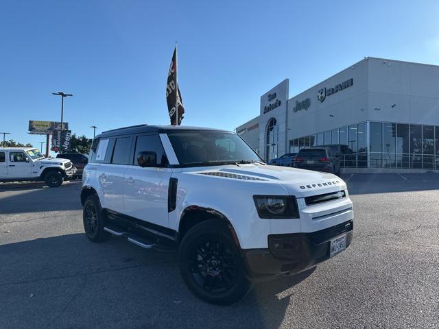 2023 Land Rover Defender 110 X-Dynamic SE