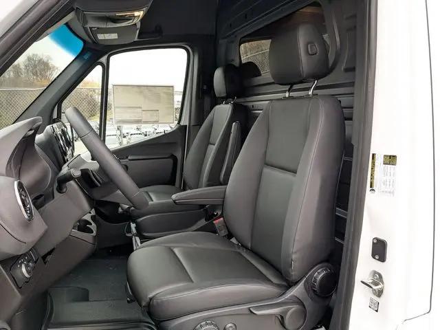 2026 Mercedes-Benz Sprinter 2500 High Roof 4-Cyl Diesel HO