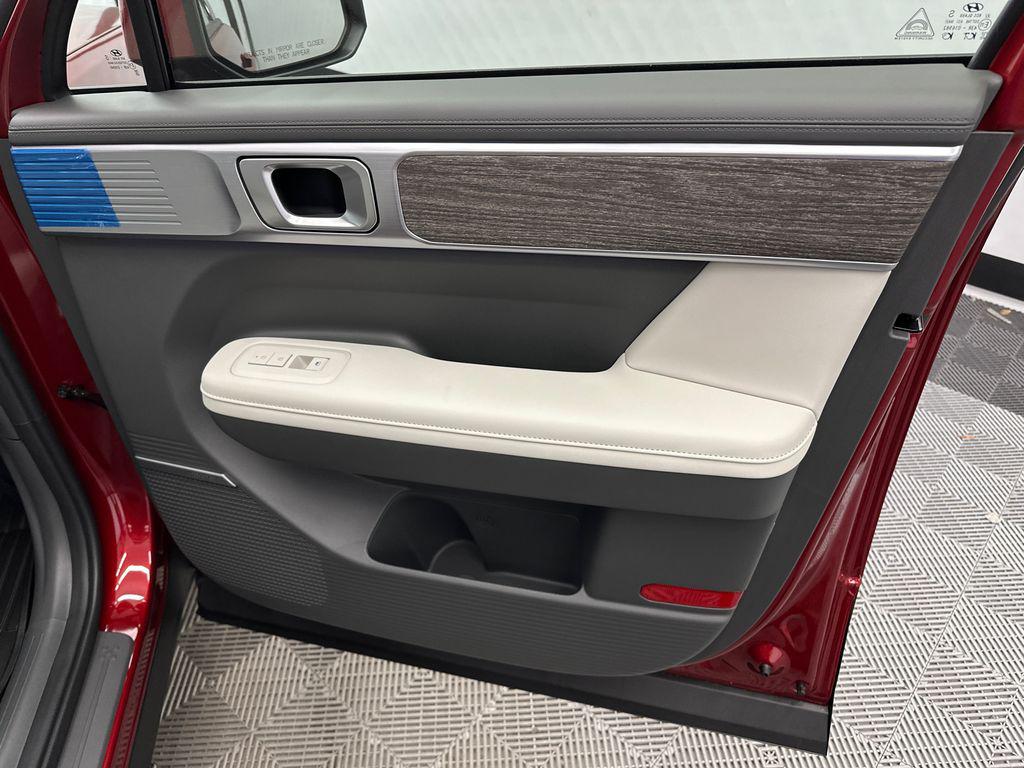 2026 Hyundai Santa Fe Limited - Photo 16