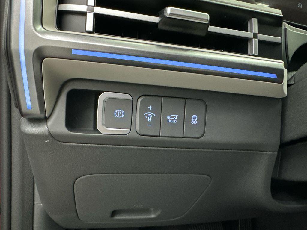 2026 Hyundai Santa Fe Limited - Photo 35