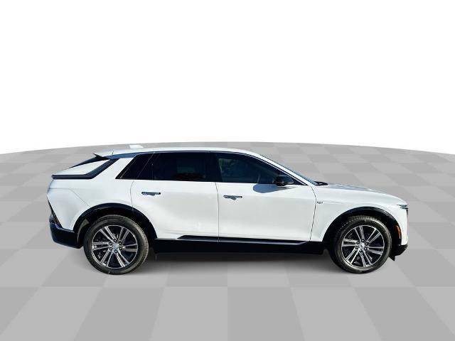 2026 Cadillac iQ Luxury AWD