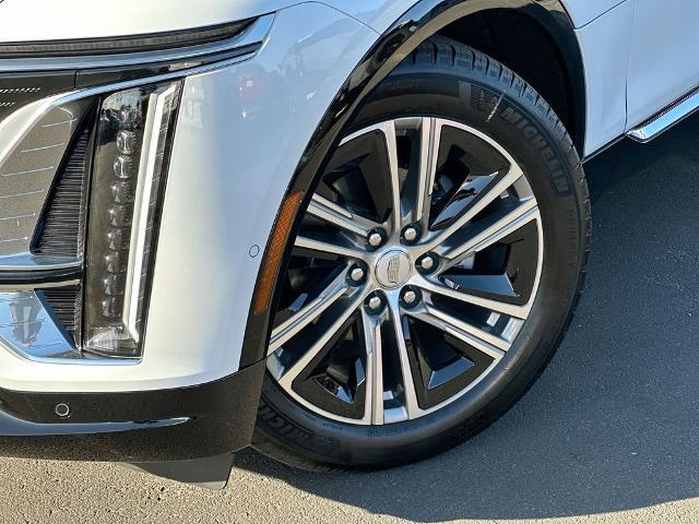 2026 Cadillac iQ Luxury AWD