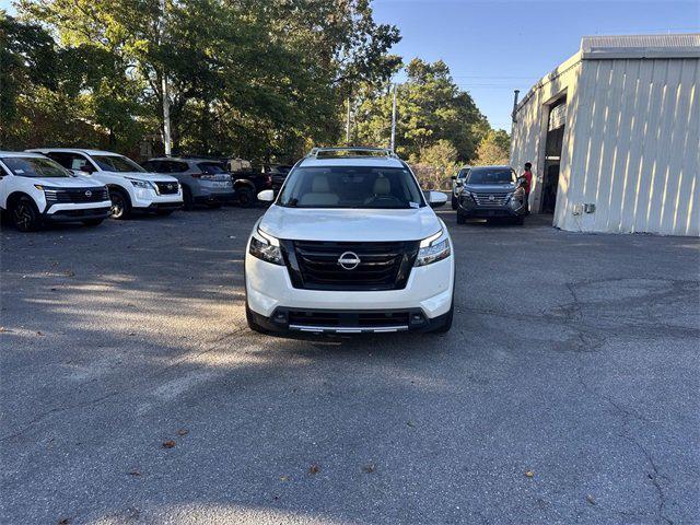 2023 Nissan Pathfinder SL FWD 2023 Nissan Pathfinder SL FWD